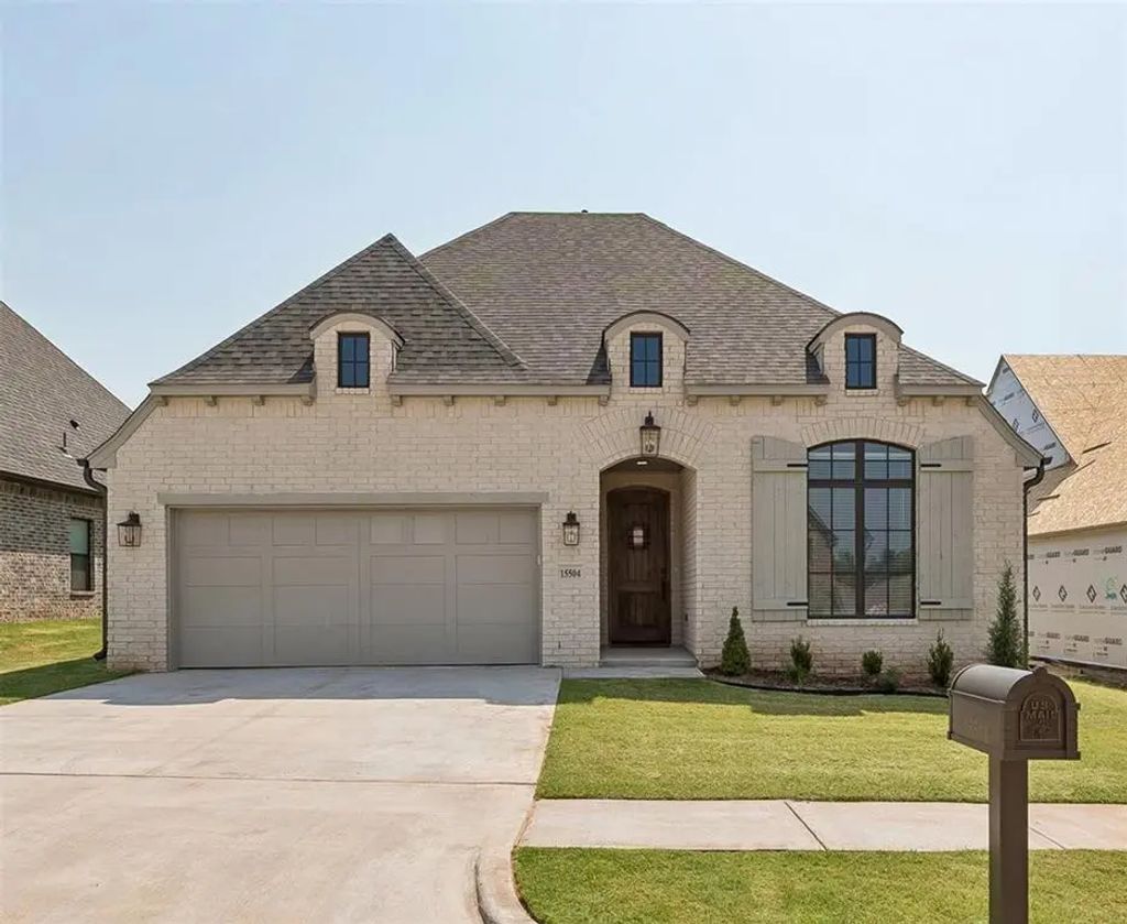 15504 Bergman Circle, Edmond