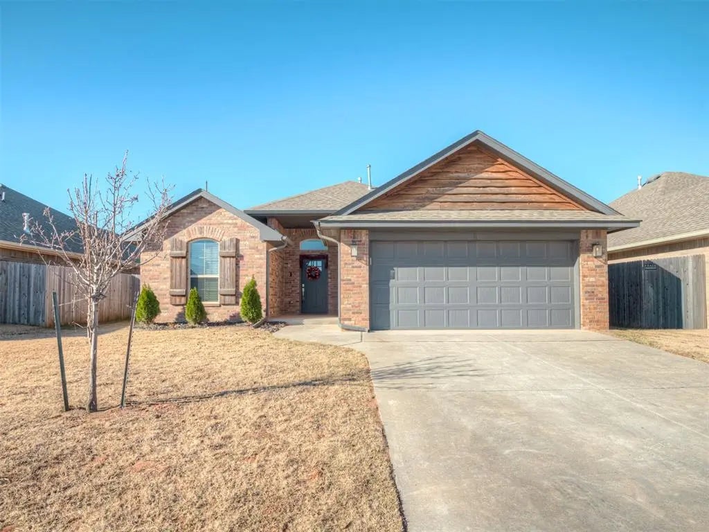 Residential Real Estate for Sale located in the neighborhood of Kingsridge West Ph2, in the city of Oklahoma City, OK
