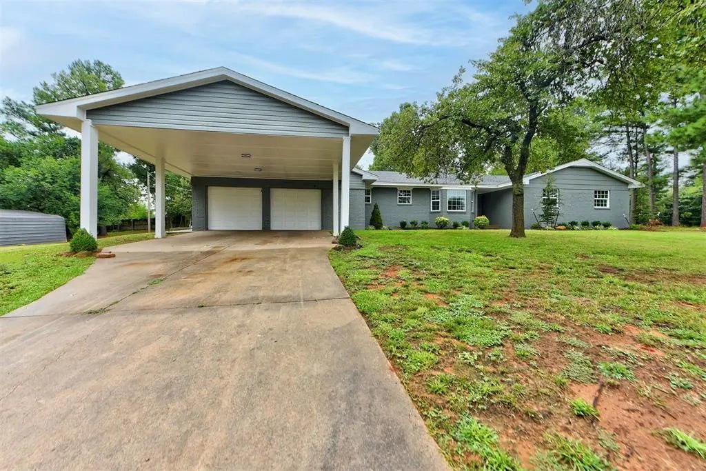 1500 Winchester Drive, Edmond