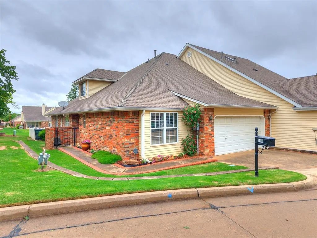 9011 S Timberview Drive, Midwest City, OK, 73130 - The Timbers Amd L3 B4 & L20 B3 - 1189449, Residential