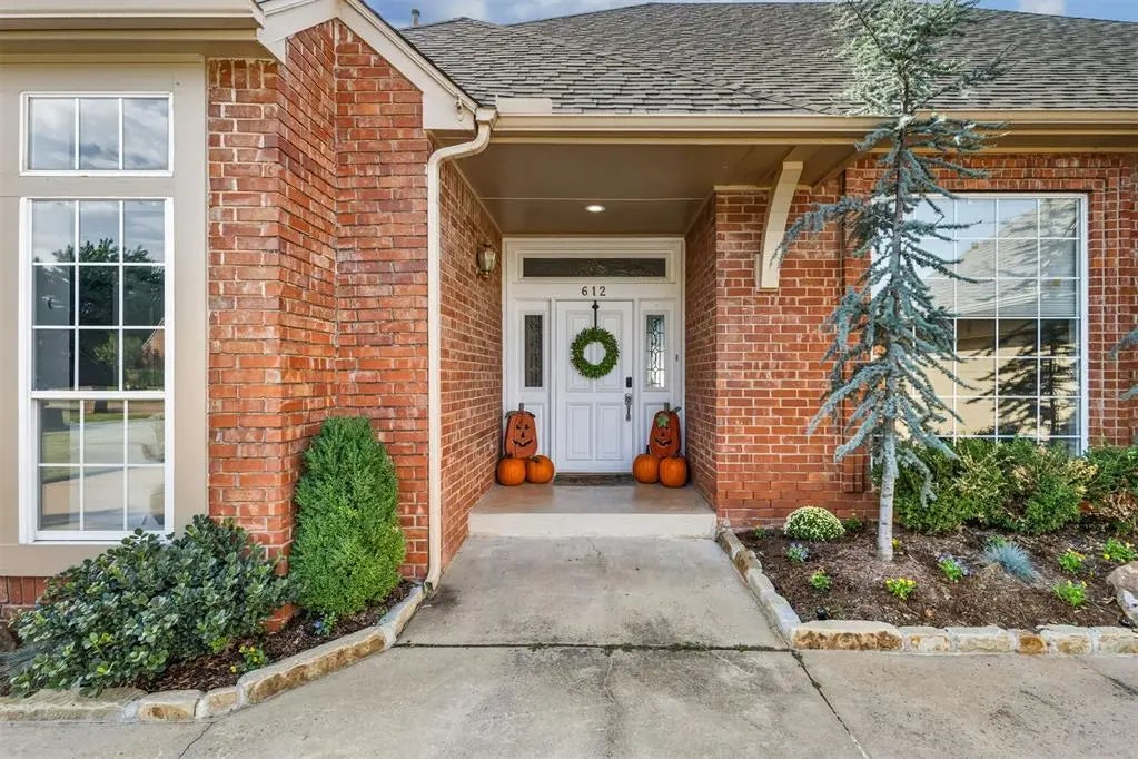 Homes for Sale located at 612 Glenridge Drive, in the city of Edmond, OK 73013