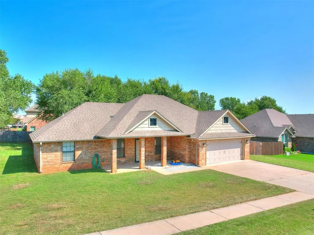 945 Fox Run Lane, Blanchard, OK, 73010 - Fox Run Sec 3 - 1190036, Residential