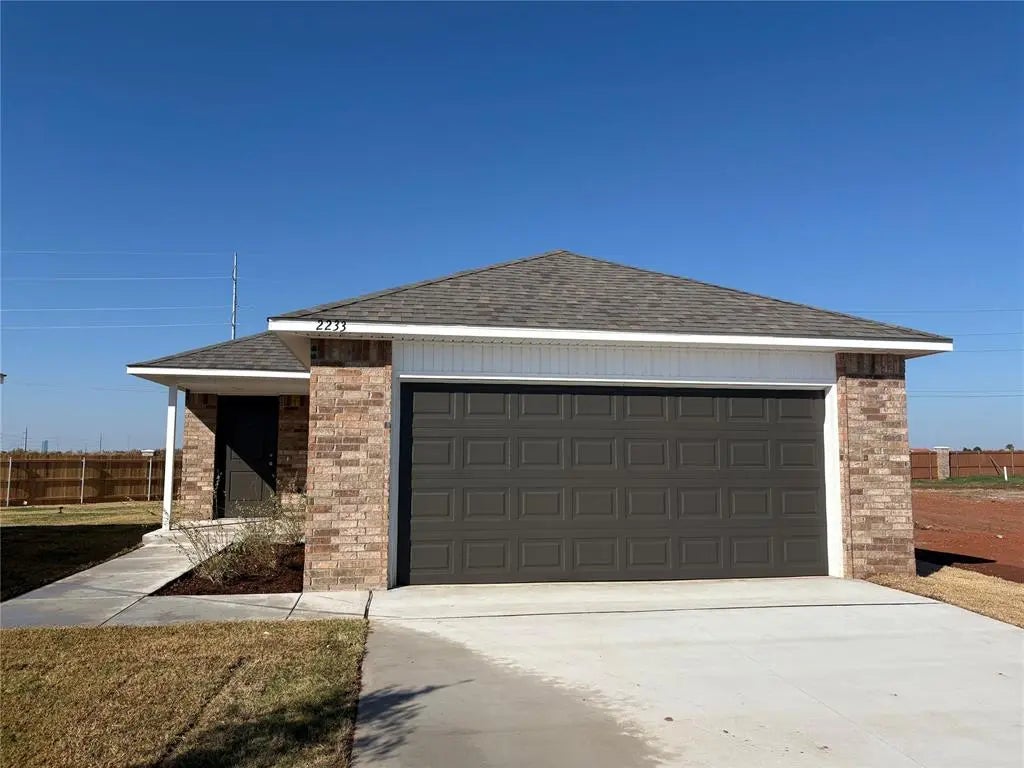 Homes for Sale located at 2233 Se 89th Terrace, in the city of Oklahoma City, OK 73160