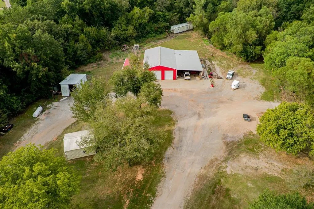 7761 High Meadow Road, Noble