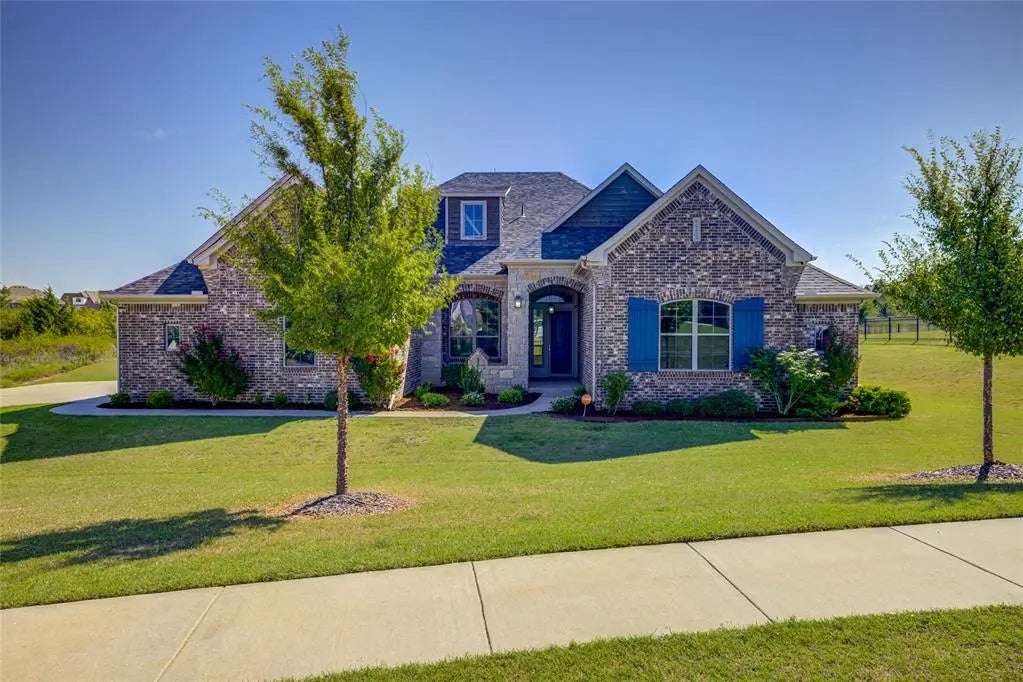 Residential for Sale by 3341 Montilla Ridge Drive in the Norman, located in the neighborhood of Montoro Ridge 1