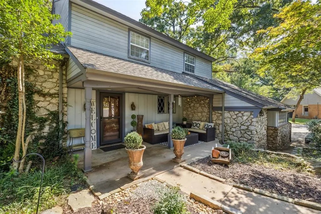 Residential Real Estate for Sale located in the neighborhood of Kickingbird Estates 1st, in the city of Edmond, OK