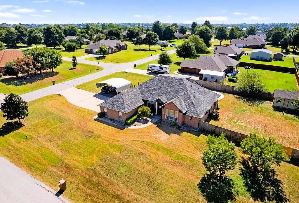 1200 Chipper Lane, Edmond