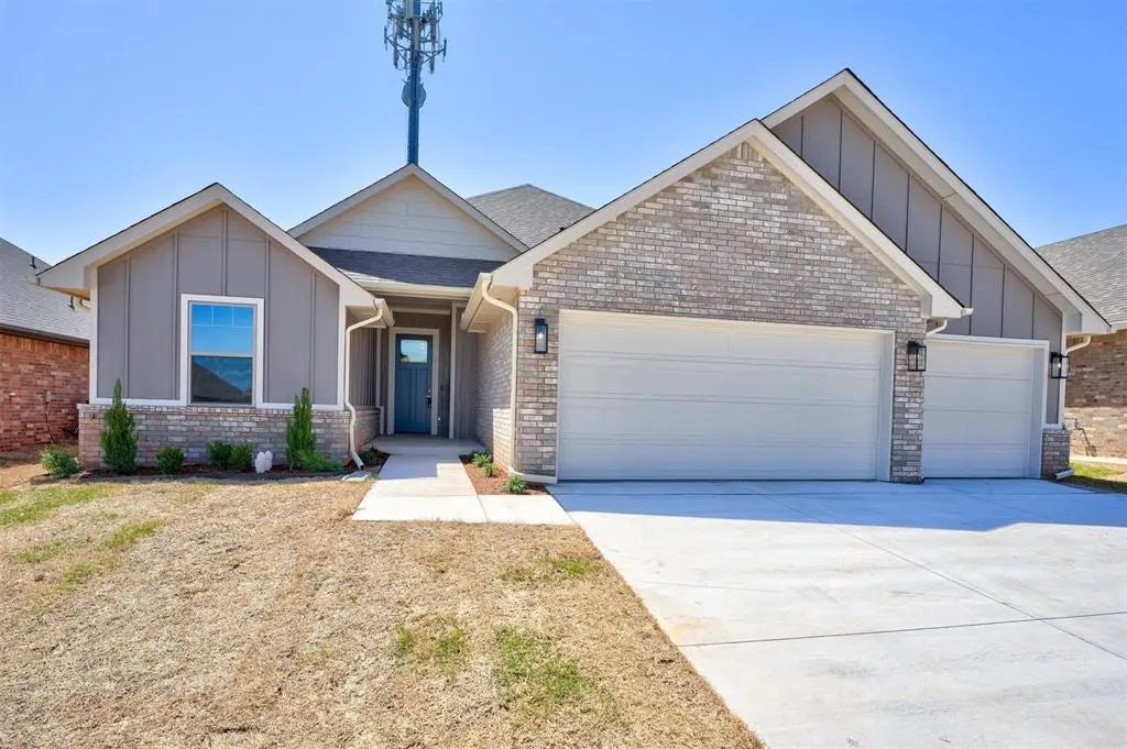 3010 Hollow Crest Lane, Norman