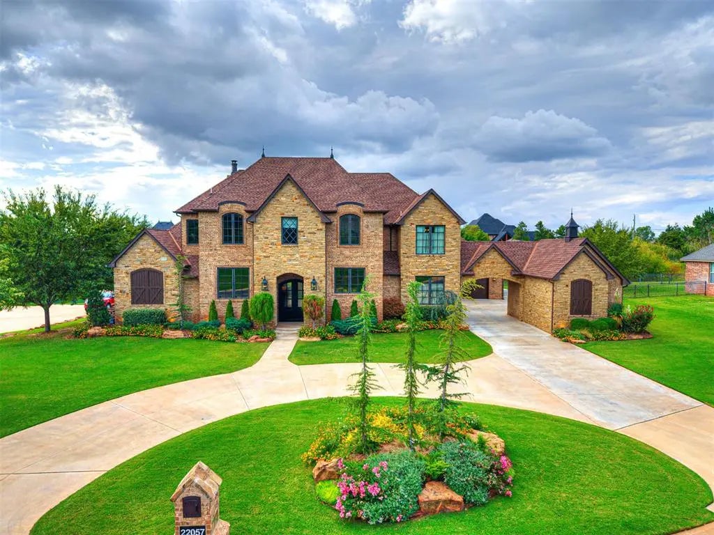 22057 Water Oak Circle, Edmond, OK, 73012 For Sale