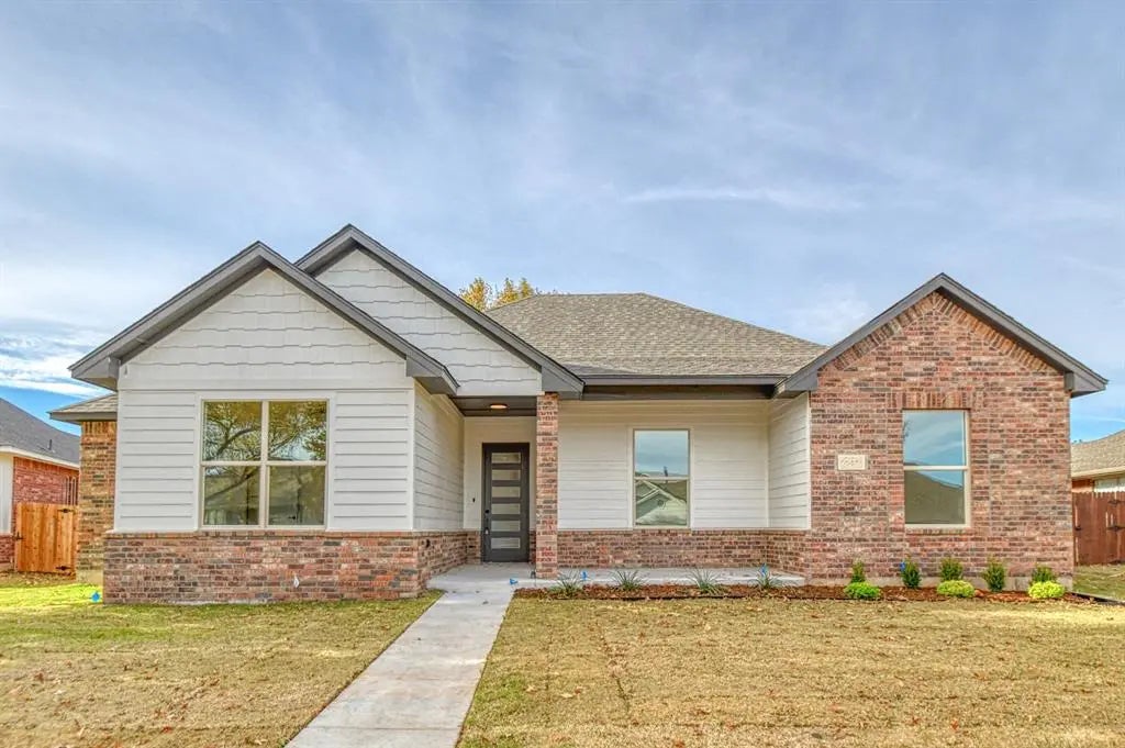 2812 Astor Drive, Norman