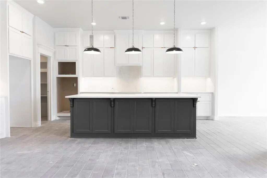 MLS Number 1194096 in the city of Norman Homes for Sale by Cedar Lane, the zipcode of 73072