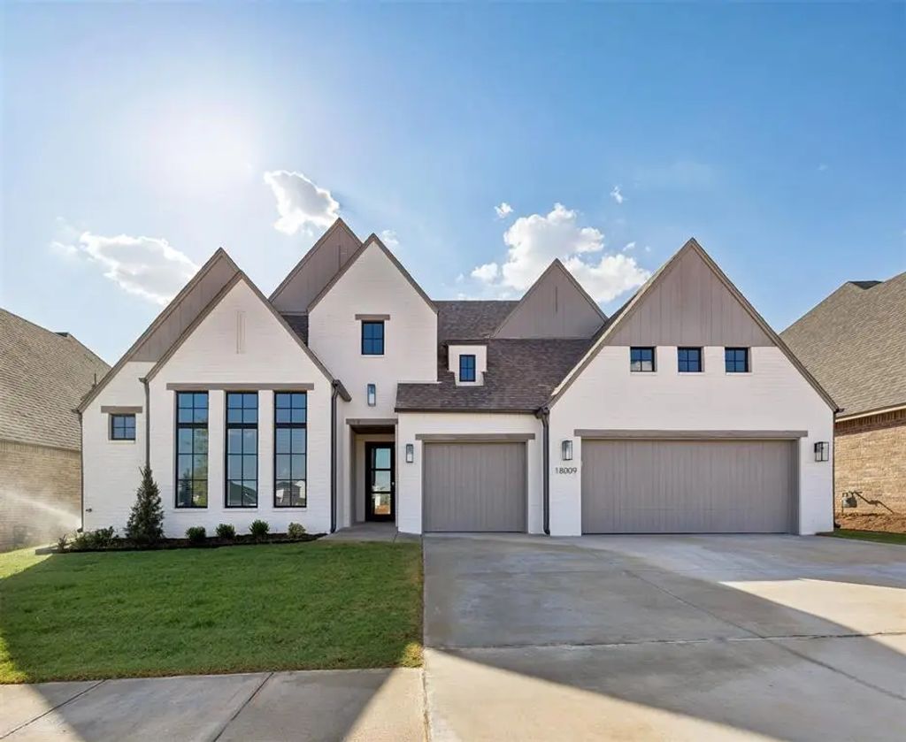 18009 Youngs Avenue, Edmond