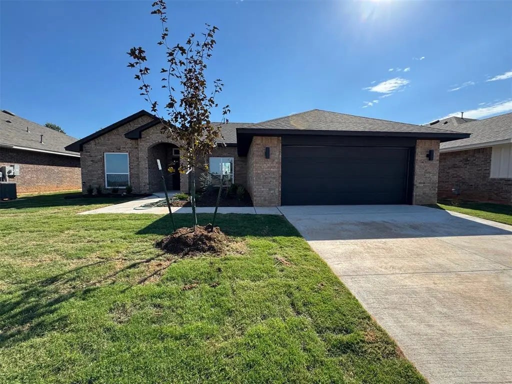 10734 Painted Turtle Way, Midwest City, OK, 73130 For Sale