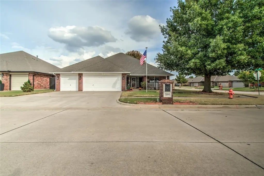 7200 Green Meadow Lane, Oklahoma City, OK, 73132 - The Meadows At River Bend Sec - 1196063, Residential