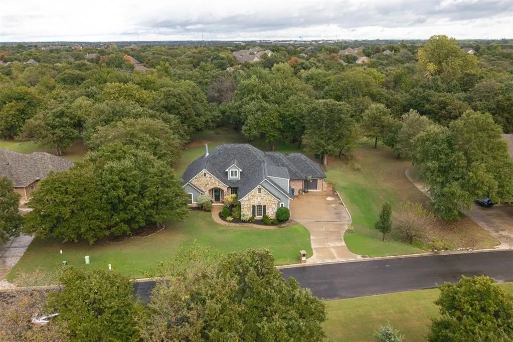 8554 Belcaro Bend, Edmond