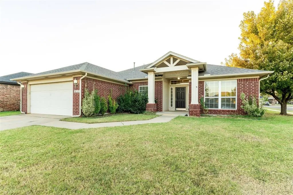 Residential Lease Real Estate for Sale located in the neighborhood of Seminole Pointe Sec 12, in the city of Edmond, OK