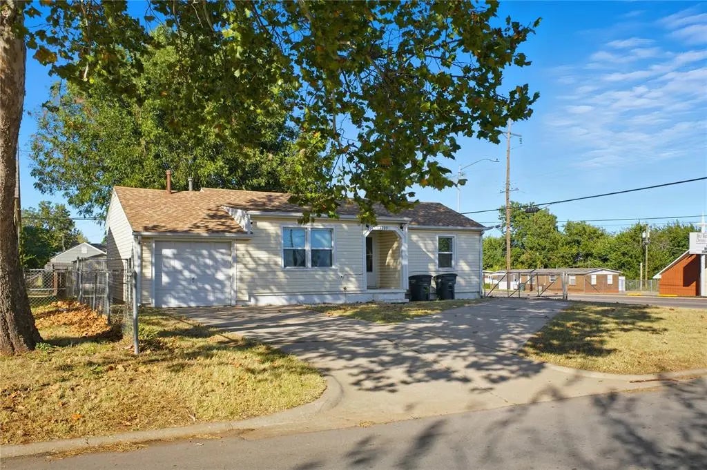 Homes for Sale located at 4229 Se 22nd Street, in the city of Oklahoma City, OK 73115