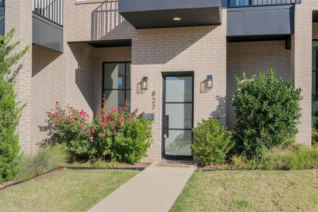 827 Nw 8th Street, Oklahoma City