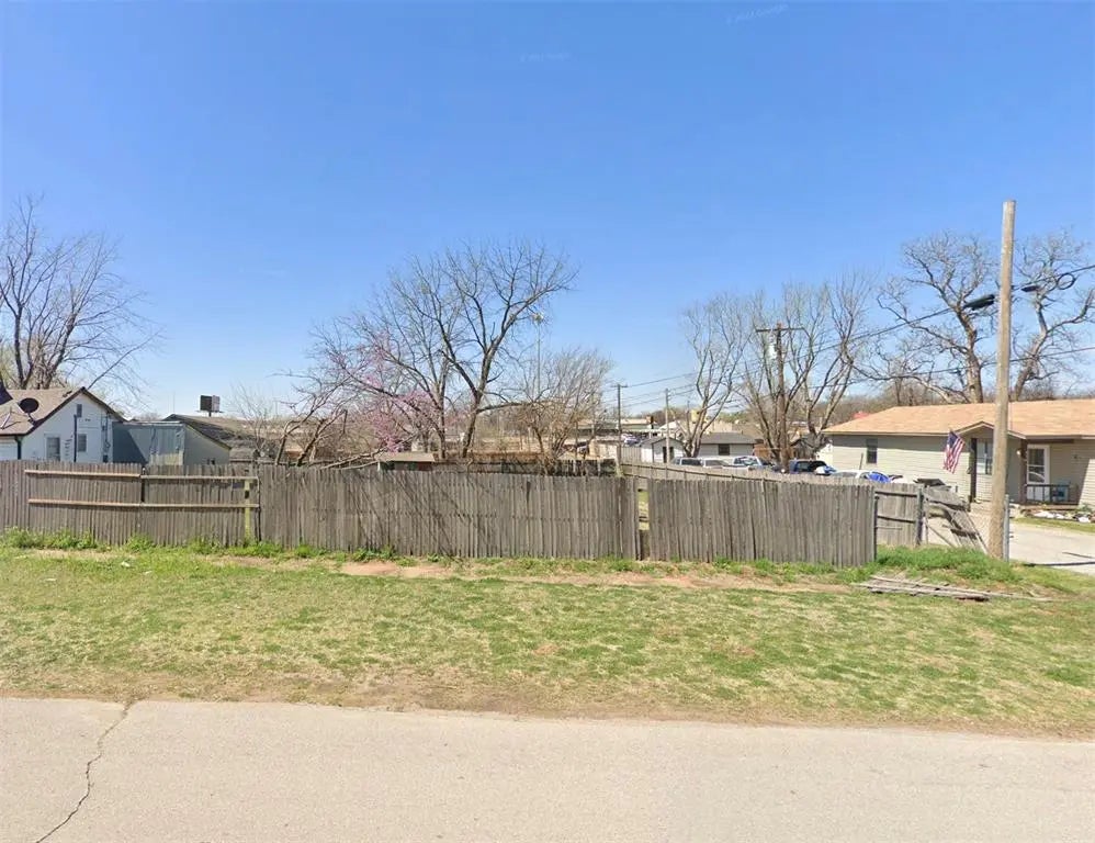 515 S Lester Lane, Purcell