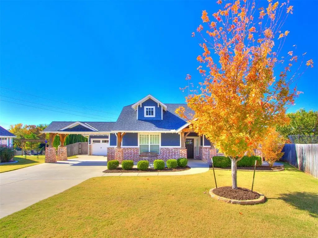 Residential Real Estate for Sale located in the neighborhood of Town Square, in the city of Edmond, OK