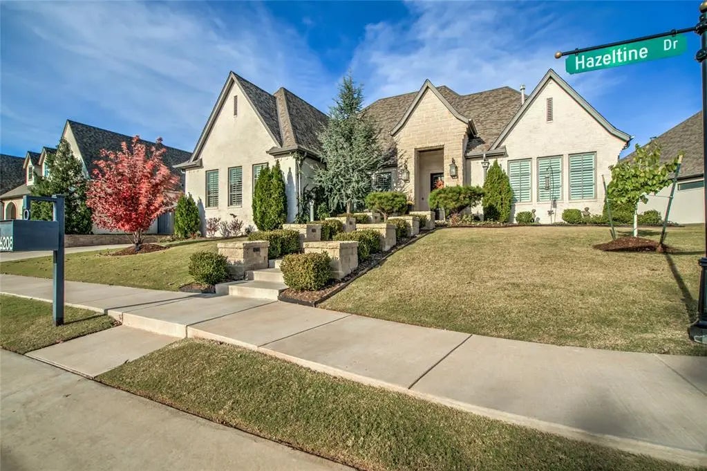 6208 Hazeltine Drive, Edmond
