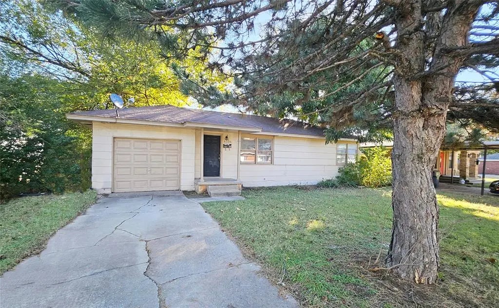 4304 N Libby Avenue, Warr Acres, OK, 73122 For Sale