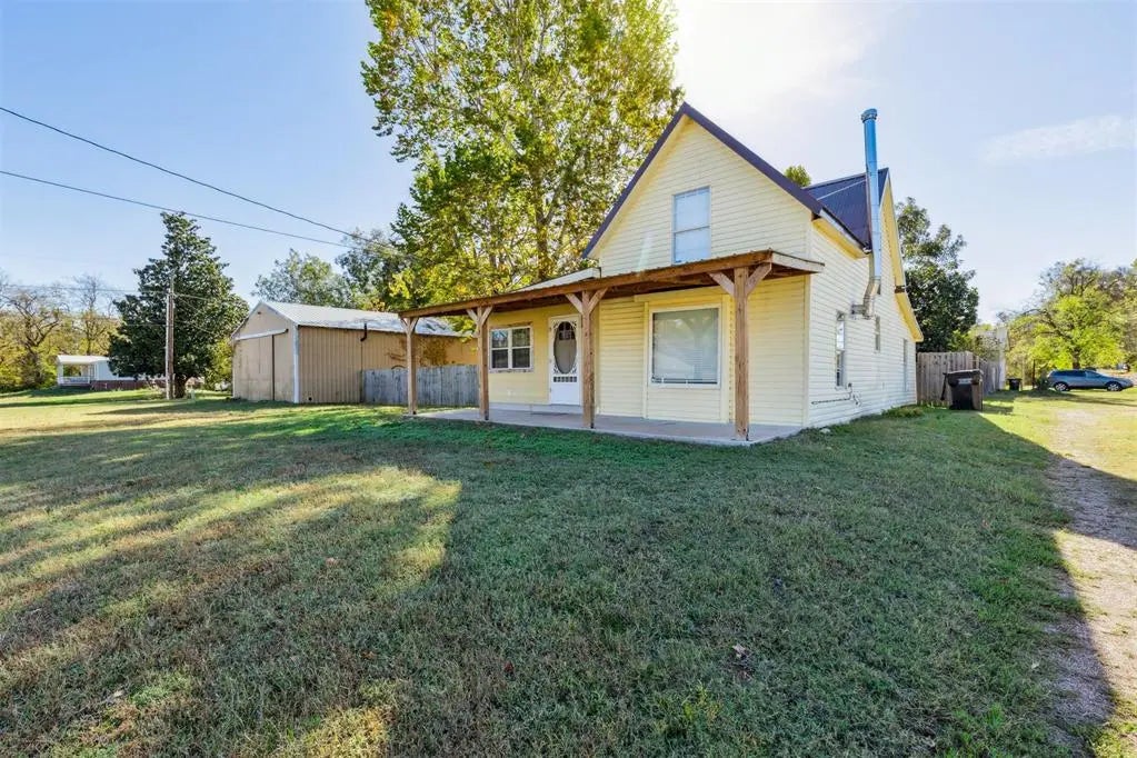 Homes for Sale located at 922 W Hinchley Avenue, in the city of McLoud, OK 74851