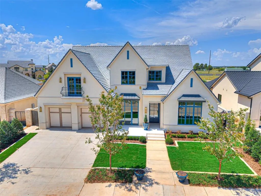 MLS #1200851 for Sale at 2512 Highbury Drive, in the city of Norman, 73072