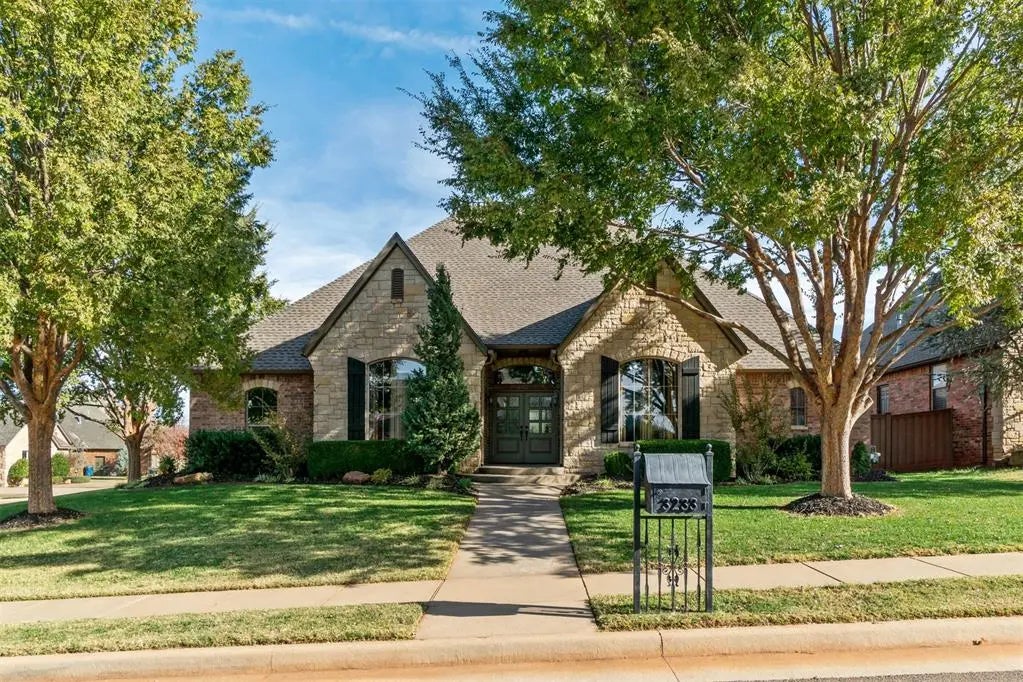 3233 Silvercliffe Court, Edmond, OK, 73012 For Sale