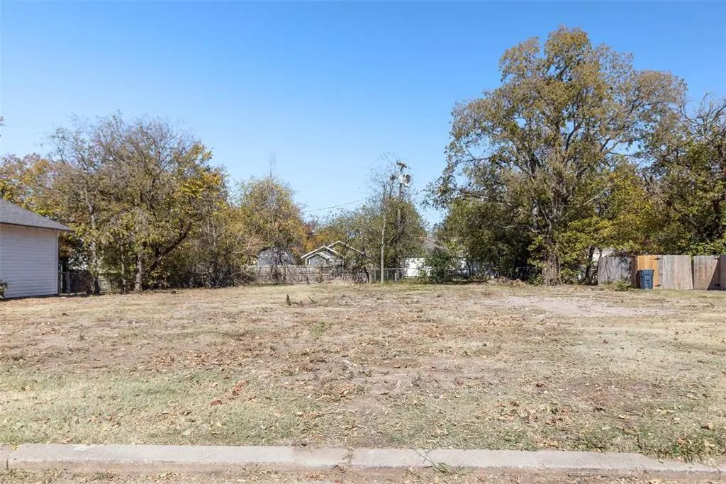 1227 Nw 45th Street, Oklahoma City