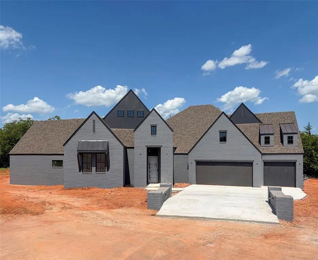 18485 Sleepy Deer Hollow, Norman
