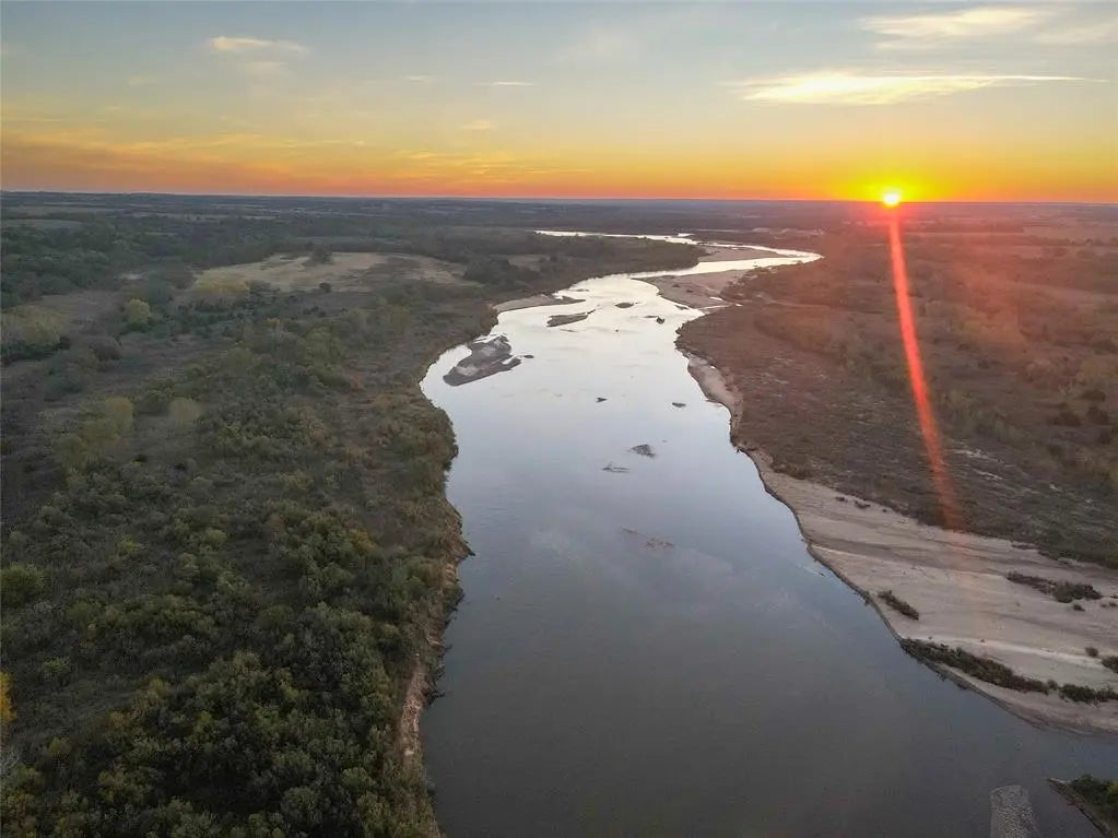 W 760 Road, Crescent