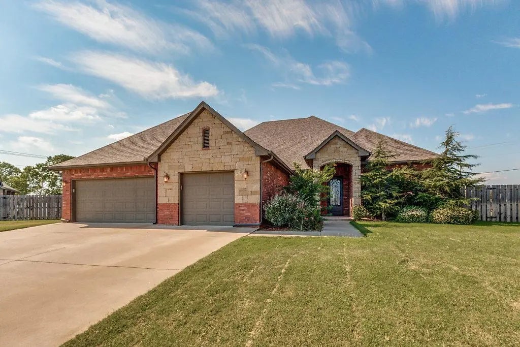 857 Northern Dancer Drive, Edmond, OK, 73025 For Sale