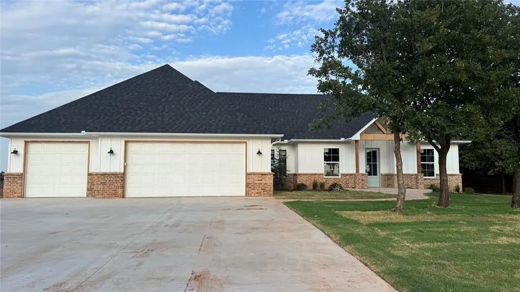 1209 Twin Oaks Drive, Blanchard, OK, 73010 - twin oaks - 1205022, Residential