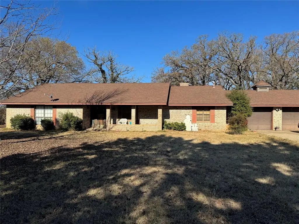 107 Oakwood Street, Pauls Valley