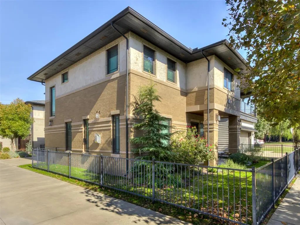 Residential Real Estate for Sale located in the neighborhood of Westminster Heights 1, in the city of Oklahoma City, OK