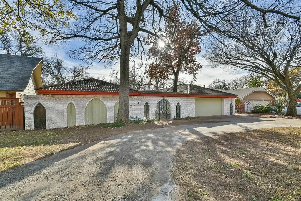 Oklahoma City Homes for Sale in the neighborhood of Overholser Hills in the Zipcode of 73127