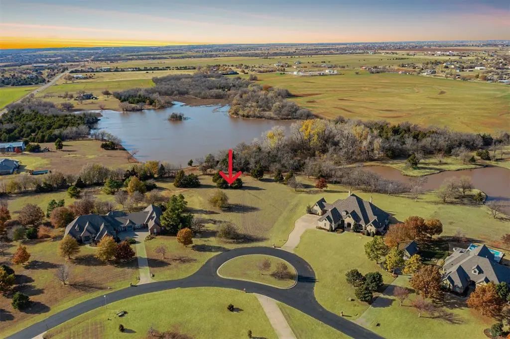 18077 Carlton Way, Edmond