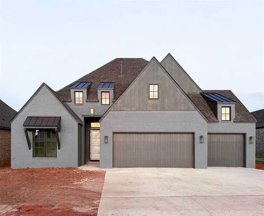 18017 Youngs Avenue, Edmond