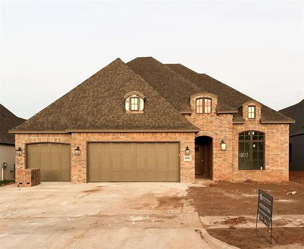 18013 Youngs Avenue, Edmond