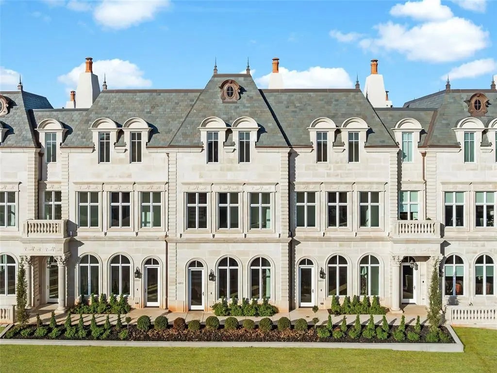 Oklahoma City Homes for Sale in the neighborhood of Nichols Hills Glenbrook Sec 1 in the Zipcode of 73118