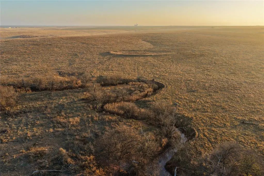 N 2470 Road, Chattanooga