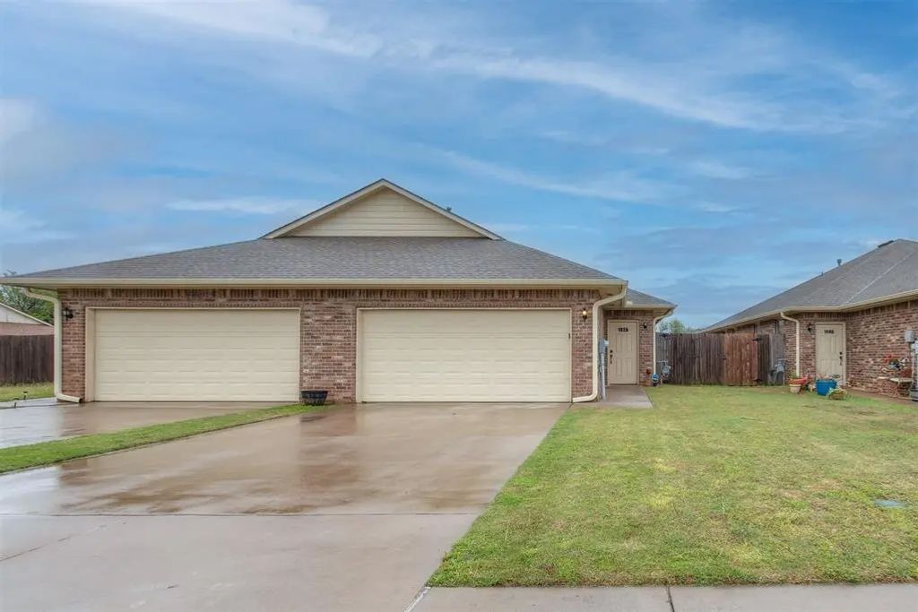 212 Ashley Drive 212 & #214, Edmond