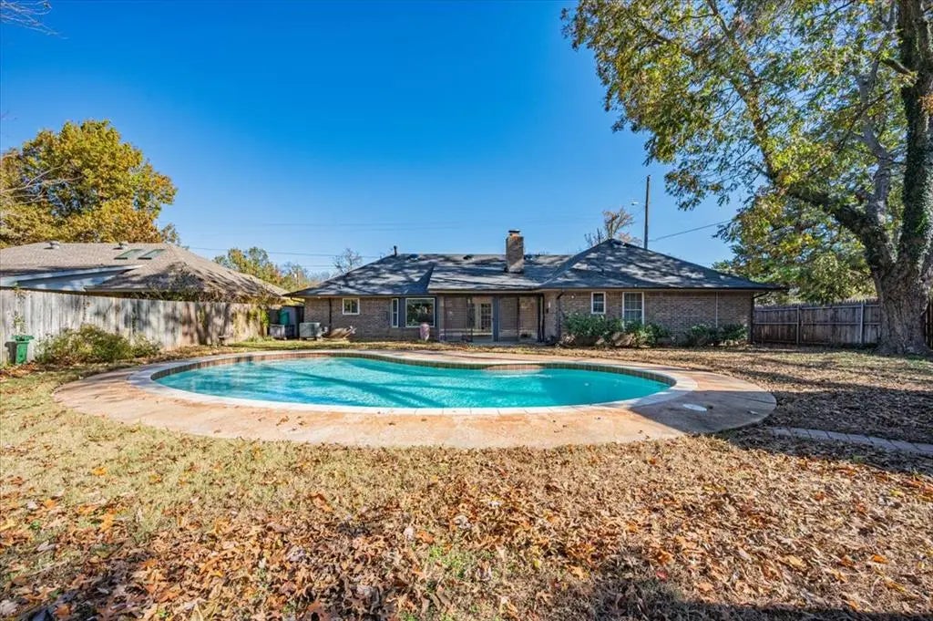 Residential Real Estate for Sale located in the neighborhood of Forest Hills, in the city of Norman, OK