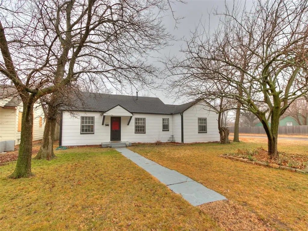 Residential Real Estate for Sale located in the neighborhood of Watson, in the city of Norman, OK