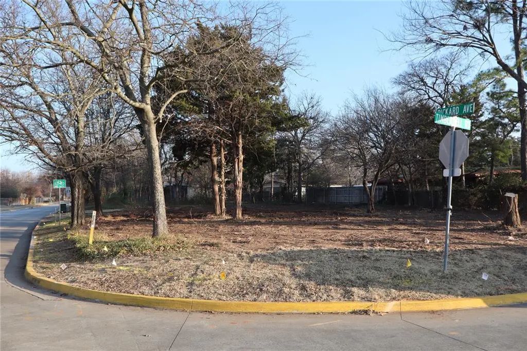 1721 S Pickard Avenue, Norman
