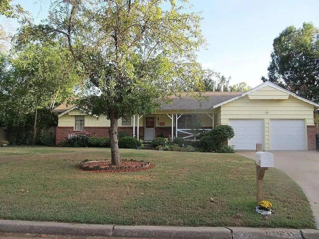 Homes for Sale located at 832 Oakbrook Drive, in the city of Norman, OK 73072