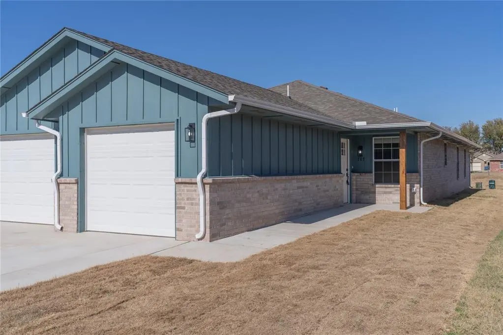 787 Ne 4th Street, Newcastle, OK, 73065 For Sale