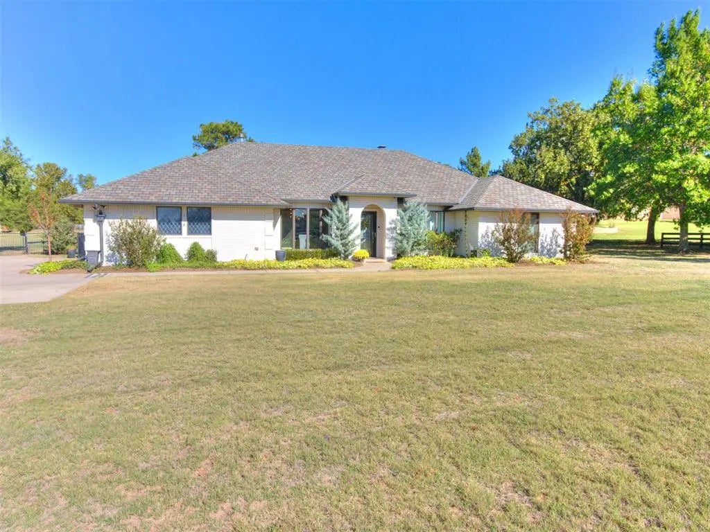 MLS Number 1208457 in the city of Norman Homes for Sale by Grandview Estate N 5, the zipcode of 73072