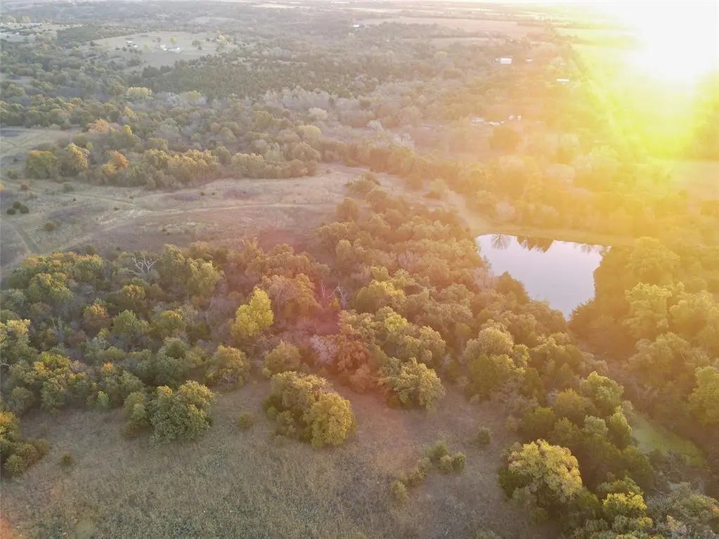 W 760 Road, Crescent